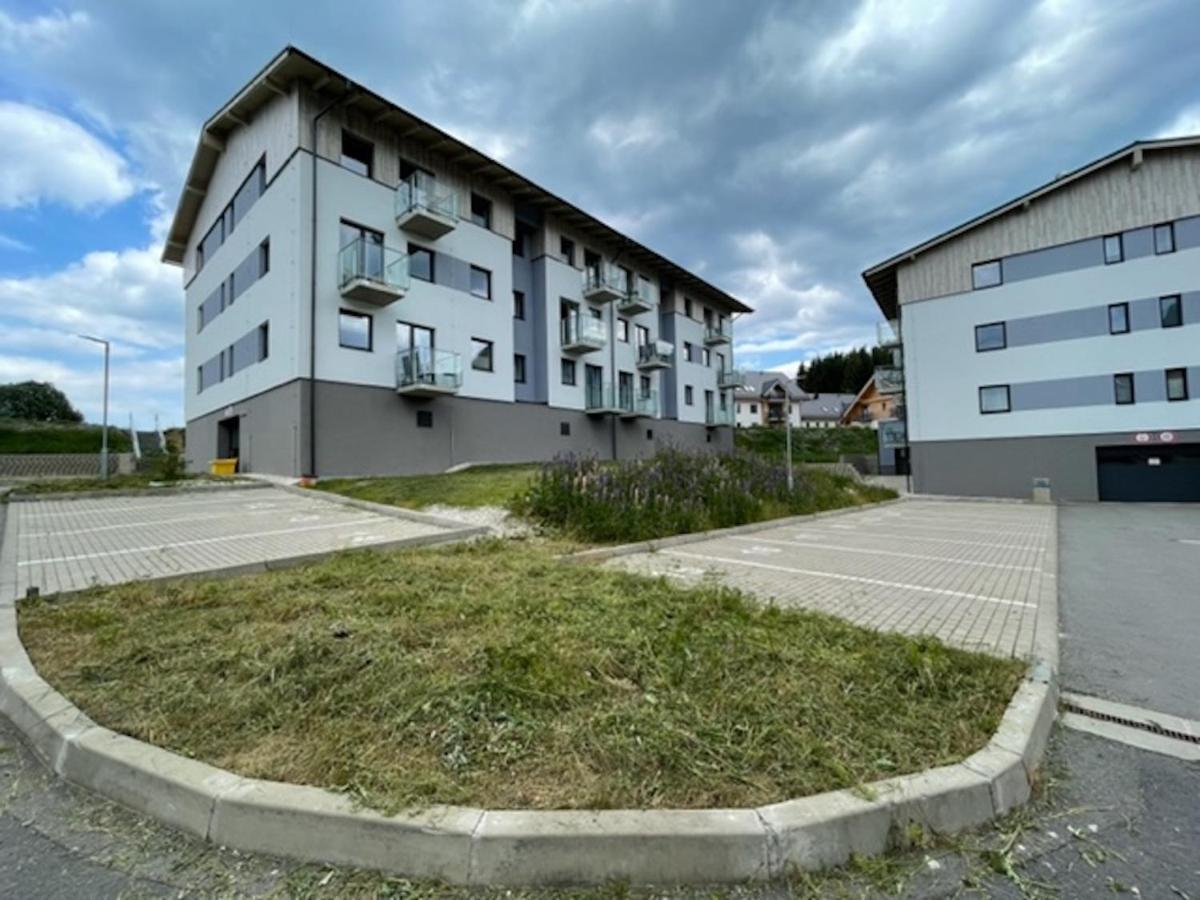 Klinovec Apartments Luxury Loucna pod Klinovcem Exterior photo